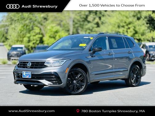 2022 Volkswagen Tiguan 2.0T SE R-Line Black
