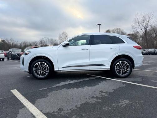 2025 Audi Q5 2.0T quattro Premium