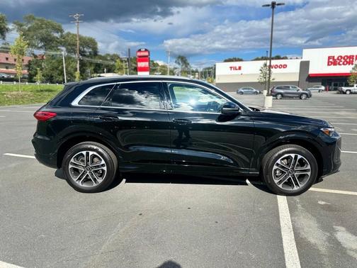 2025 Audi Q5 2.0T quattro Premium