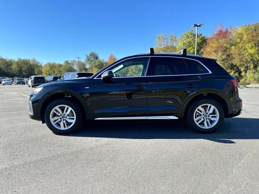 2022 Audi Q5 45 S line quattro Premium