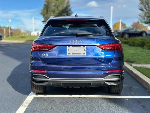 2025 Audi Q3 45 S line Premium