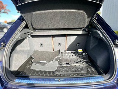 2025 Audi Q3 45 S line Premium