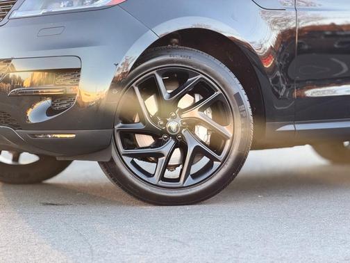 2023 Land Rover Range Rover Sport SE