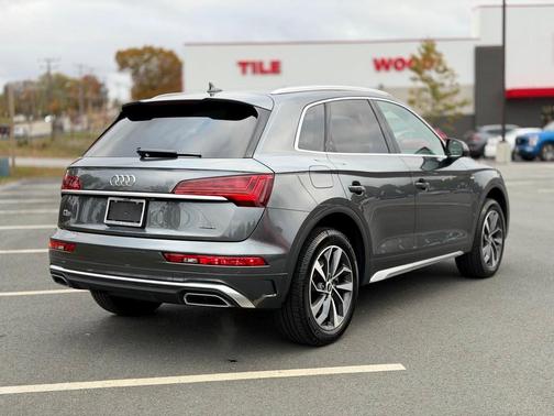 2022 Audi Q5 45 S line quattro Premium