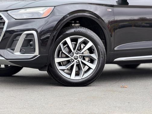 2023 Audi Q5 45 S line quattro Premium