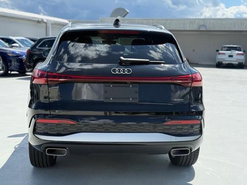 2025 Audi Q5 2.0T quattro Premium