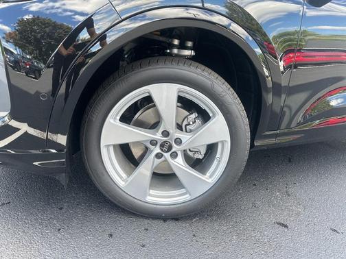 2025 Audi Q5 2.0T quattro Premium