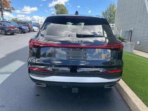 2025 Audi Q5 2.0T quattro Premium