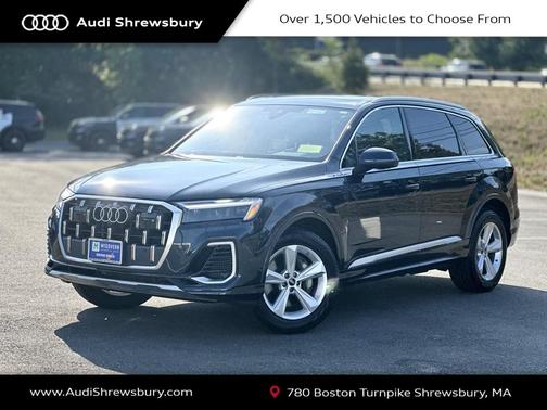 2025 Audi Q7 55 Premium
