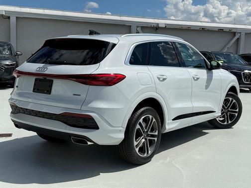 2025 Audi Q5 2.0T quattro Premium