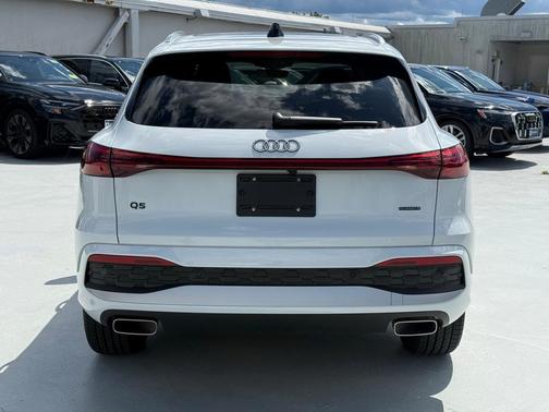 2025 Audi Q5 2.0T quattro Premium