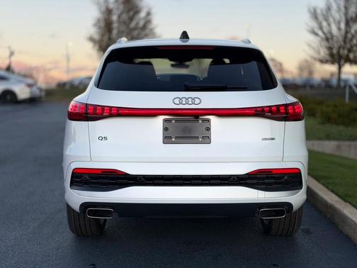 2025 Audi Q5 2.0T quattro Premium