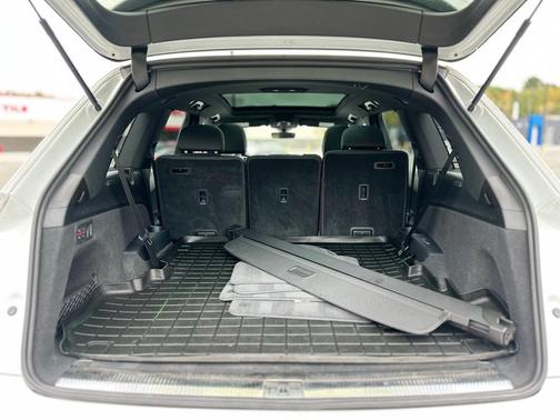 2021 Audi Q7 55 Premium