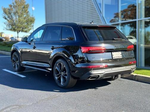 2026 Audi Q7 PLUS
