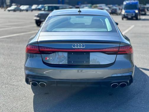 2025 Audi S7 2.9T quattro Premium