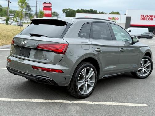 2025 Audi Q5 Premium 45 TFSI S line quattro