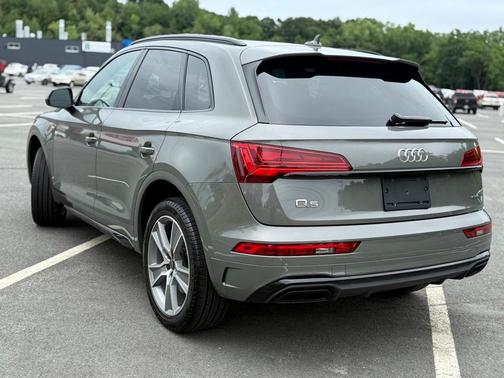 2025 Audi Q5 Premium 45 TFSI S line quattro