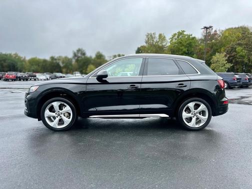 2021 Audi Q5 40 Premium Plus