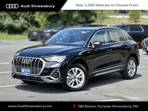 2024 Audi Q3 45 S line Premium