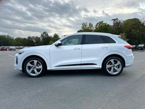 2025 Audi Q5 2.0T quattro Premium