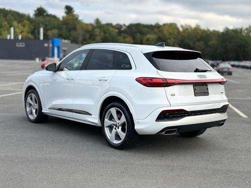 2025 Audi Q5 2.0T quattro Premium