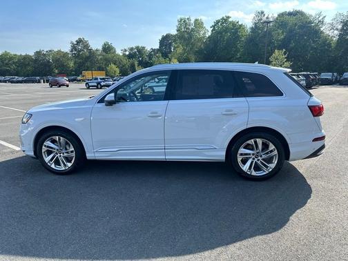 2021 Audi Q7 55 Prestige
