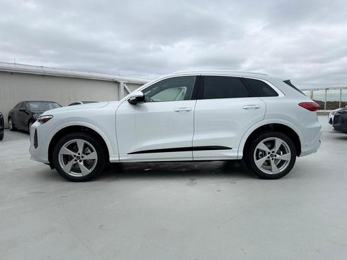 2025 Audi Q5 2.0T quattro Premium