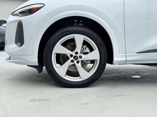 2025 Audi Q5 2.0T quattro Premium