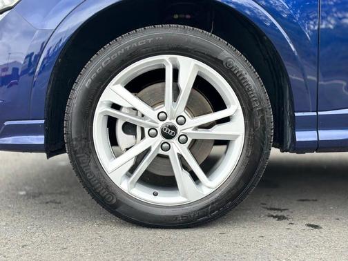 2024 Audi Q3 Premium 45 TFSI S line quattro Tiptronic