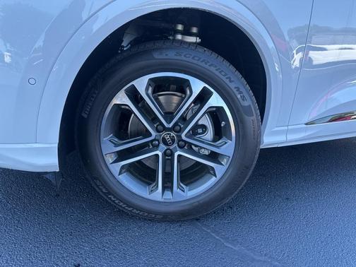 2025 Audi Q5 2.0T quattro Premium