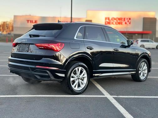 2024 Audi Q3 45 S line Premium