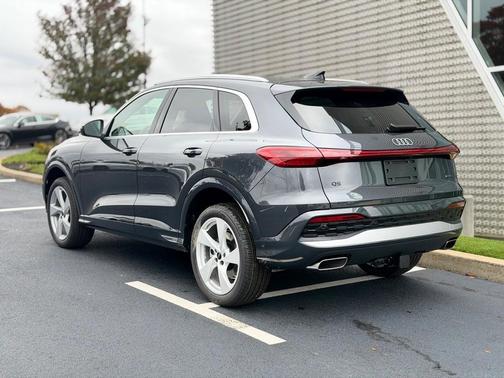 2025 Audi Q5 2.0T quattro Premium