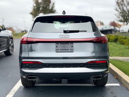 2025 Audi Q5 2.0T quattro Premium