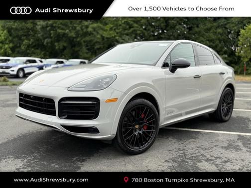 2022 Porsche Cayenne GTS
