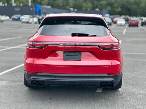 2021 Porsche Cayenne S