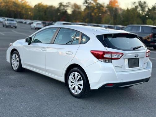 2019 Subaru Impreza 2.0i