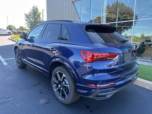 2025 Audi Q3 45 S line Premium