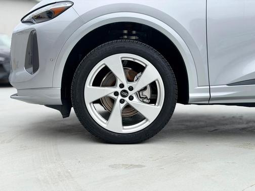 2025 Audi Q5 2.0T quattro Premium