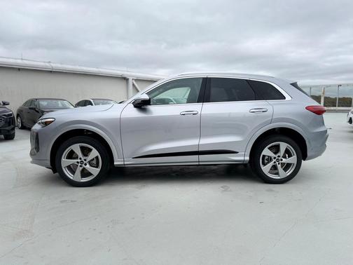 2025 Audi Q5 2.0T quattro Premium