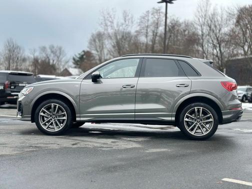 2025 Audi Q3 45 S line Premium