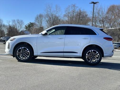 2025 Audi Q5 Premium TFSI quattro S tronic