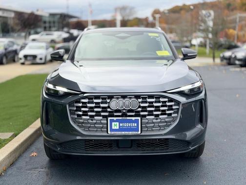 2025 Audi Q5 2.0T quattro Premium