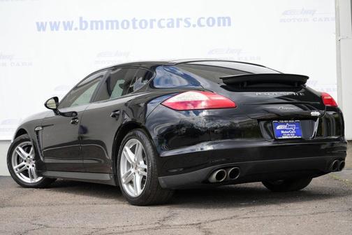 2013 Porsche Panamera 2