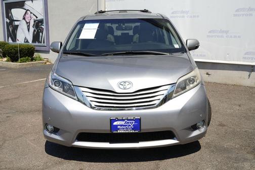 Silver Sky Metallic 2017 Toyota Sienna Limited Premium