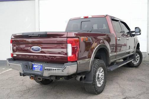 2017 Ford F-350 Lariat