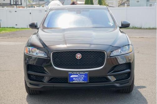 2018 Jaguar F-PACE 25t Premium