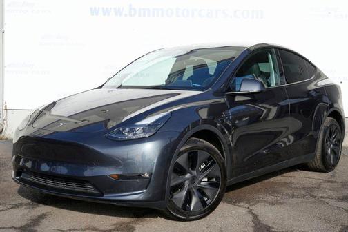 2025 Tesla Model Y Long Range