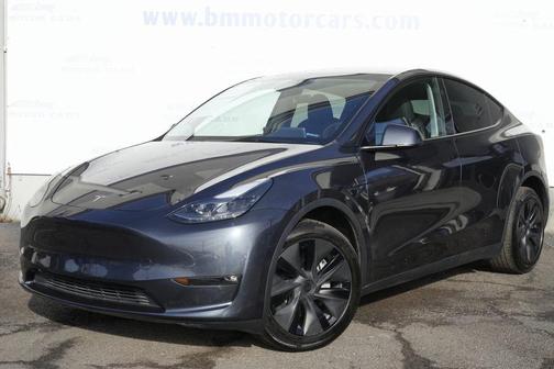 2025 Tesla Model Y Long Range
