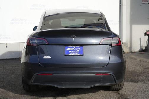 2025 Tesla Model Y Long Range