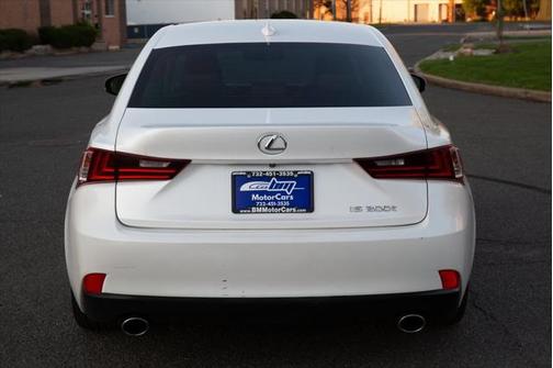2016 Lexus IS 200t Base